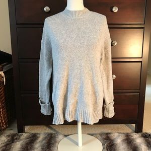 Adorable grey oversized sweater!